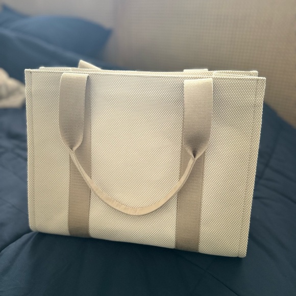 Lululemon Athletica Two Tone Canvas Tote Bag - Picture 3 of 10